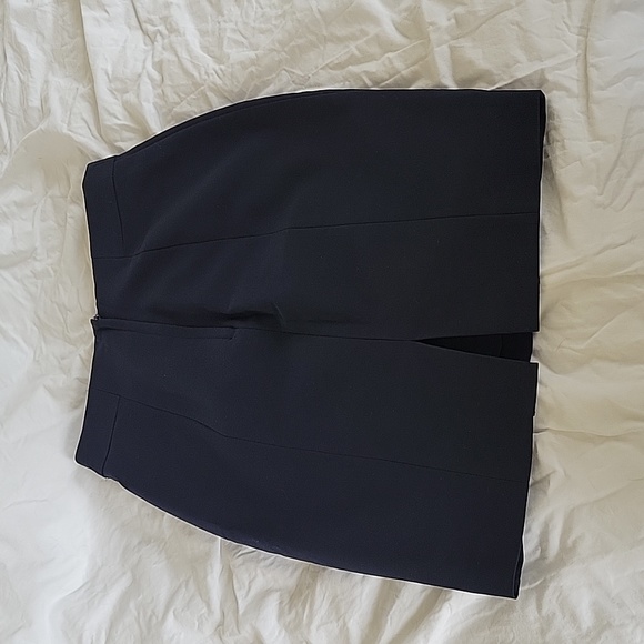 H&M skirt - Picture 2 of 3